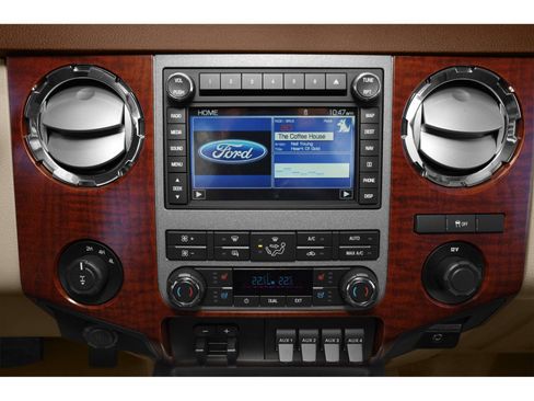 Used 2015 Ford F250 Lariat w/ Lariat Interior Package AWD/4WD image 54