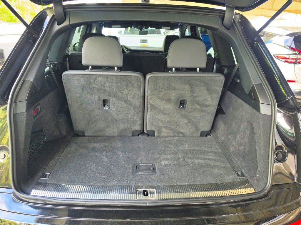 Used 2025 Audi Q7 3.0T Premium Plus AWD/4WD image 17