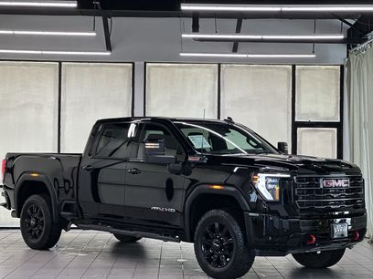 Used 2025 GMC Sierra 2500 AT4