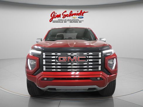 Used 2023 GMC Canyon Denali AWD/4WD image 3