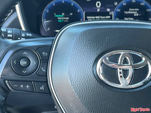 Certified 2026 Toyota Corolla Cross XLE FWD image 23