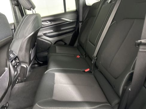 Used 2024 Jeep Grand Cherokee Laredo X image 22