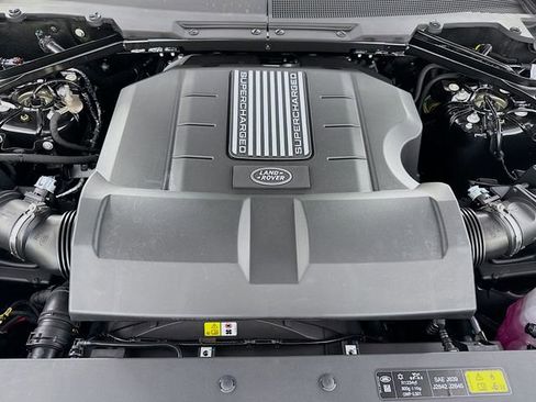 New 2026 Land Rover Defender 90 V8 AWD/4WD image 32