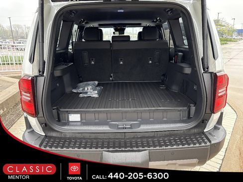 New 2026 Toyota Land Cruiser w/ Premium Package AWD/4WD image 7