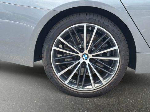 Used 2023 BMW 540i xDrive w/ Convenience Package AWD/4WD image 18