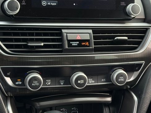 Used 2022 Honda Accord Sport Special Edition image 16