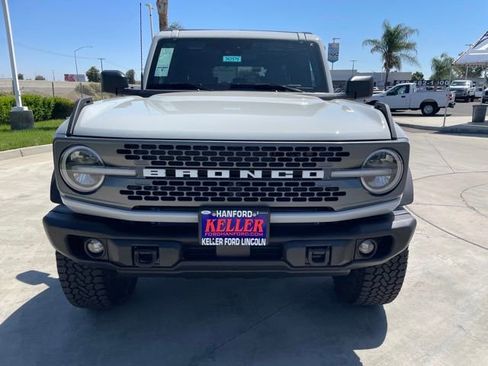New 2026 Ford Bronco Badlands w/ Sasquatch Package AWD/4WD image 8