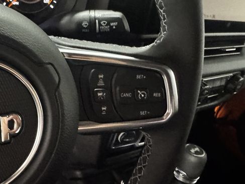 New 2026 Jeep Wrangler Unlimited Sahara AWD/4WD image 6