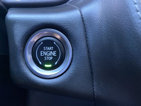 Used 2022 Chevrolet Tahoe Z71 AWD/4WD image 26