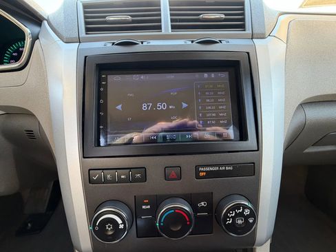 Used 2012 Chevrolet Traverse LT image 20