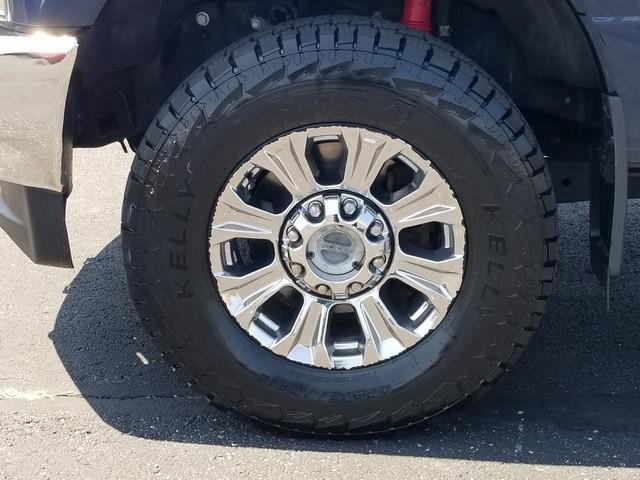 Used 2017 Ford F250 Lariat w/ Lariat Ultimate Package AWD/4WD image 27