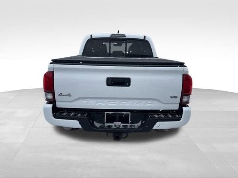 Used 2023 Toyota Tacoma SR image 5