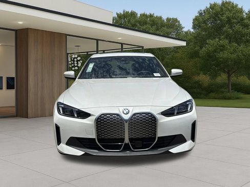 New 2026 BMW i4 eDrive40 w/ Premium Package RWD image 4