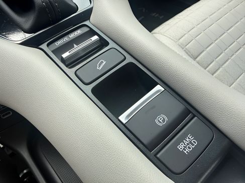 New 2027 Honda HR-V LX image 27