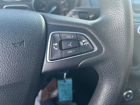 Used 2015 Ford Focus SE image 19