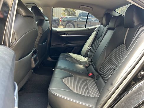 Used 2023 Toyota Camry SE w/ Convenience Package FWD image 13