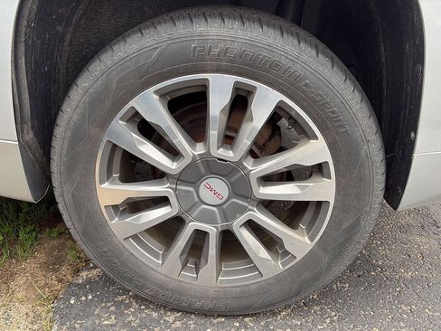 Used 2016 GMC Terrain Denali AWD/4WD image 10