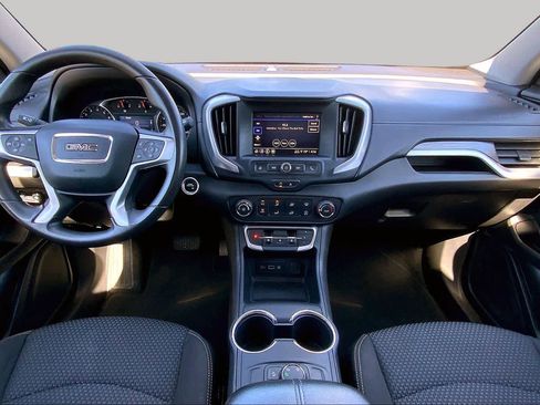 Used 2024 GMC Terrain SLE AWD/4WD image 15