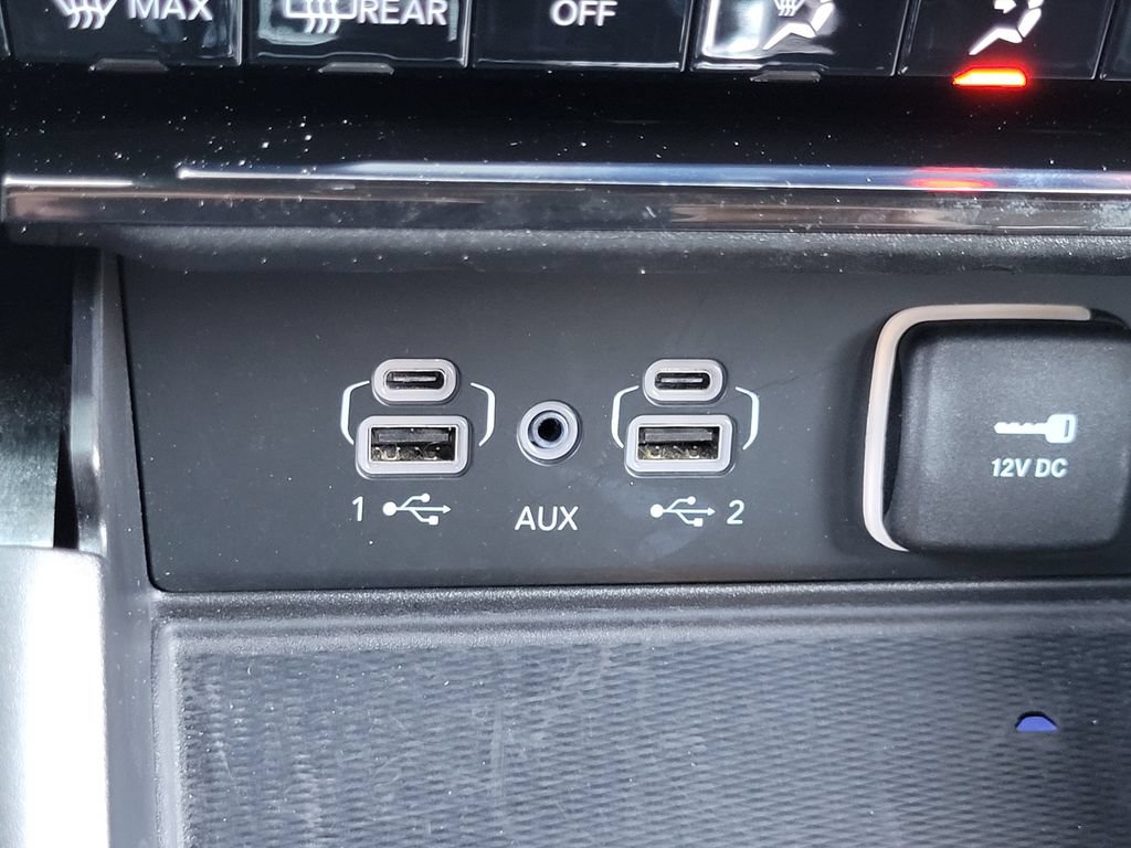 Used 2023 Jeep Grand Cherokee L Laredo AWD/4WD image 15