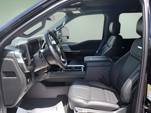 New 2026 Ford F250 Platinum AWD/4WD image 15