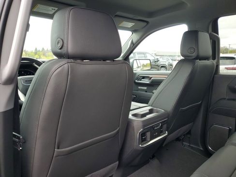Used 2024 GMC Sierra 1500 Denali w/ Technology Package AWD/4WD image 29