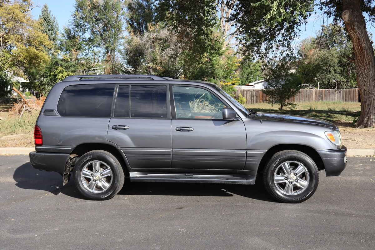 Used 2006 Lexus LX 470 4WD image 3