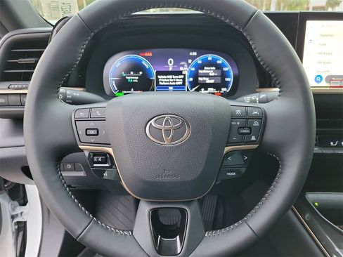 New 2026 Toyota Crown XLE image 17