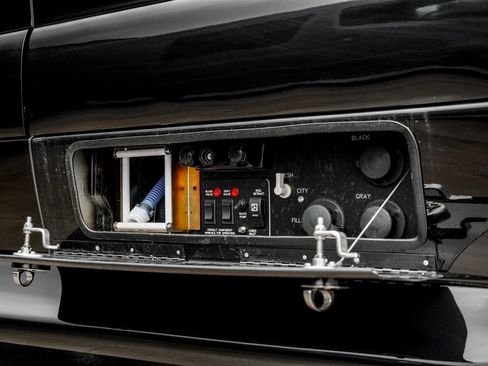 New 2024 Mercedes-Benz Sprinter 3500 image 9