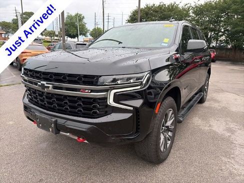 Used 2022 Chevrolet Tahoe Z71 w/ Luxury Package AWD/4WD image 9