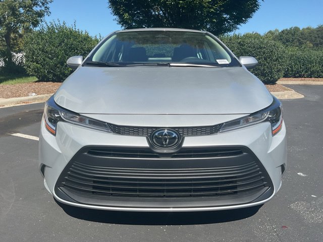 New 2027 Toyota Corolla LE FWD image 3