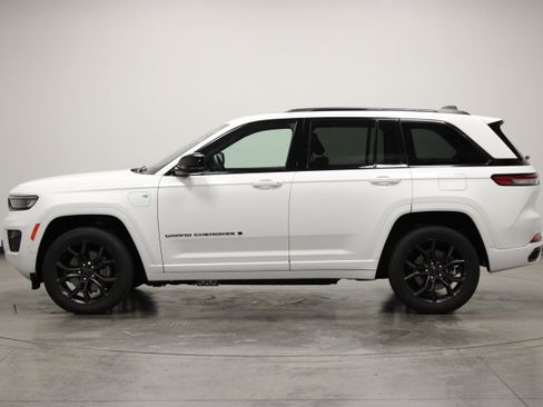 Used 2024 Jeep Grand Cherokee Limited 4xe AWD/4WD image 5