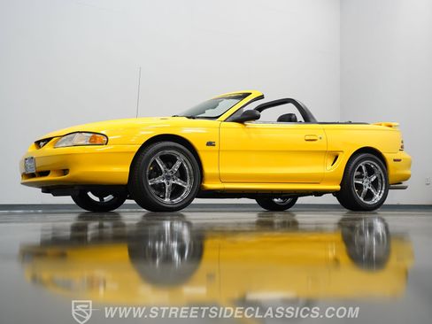 Used 1995 Ford Mustang GT image 20