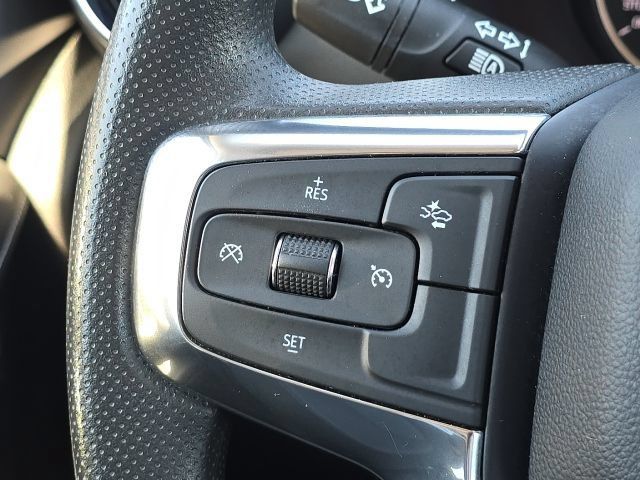 Used 2024 Chevrolet Blazer LT FWD image 35
