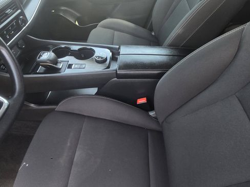 Used 2024 Nissan Rogue S AWD/4WD image 12