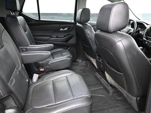 Used 2019 Chevrolet Traverse Premier w/ Redline Edition AWD/4WD image 16