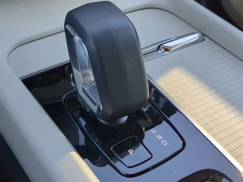 Used 2025 Volvo XC60 T8 Core w/ Protection Package Premier image 30