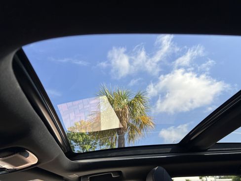 Used 2023 Lexus RX 350 w/ Accessory Package (Z1) image 27