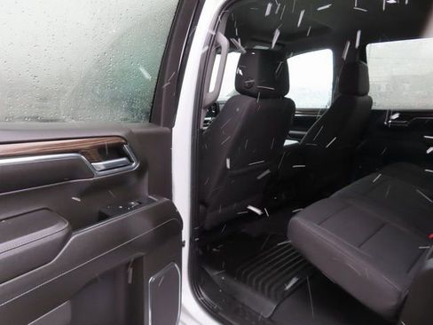 Used 2024 Chevrolet Silverado 1500 LT AWD/4WD image 22