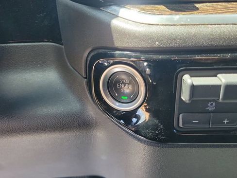 Used 2024 GMC Sierra 2500 SLE w/ SLE Value Package; AWD/4WD image 24
