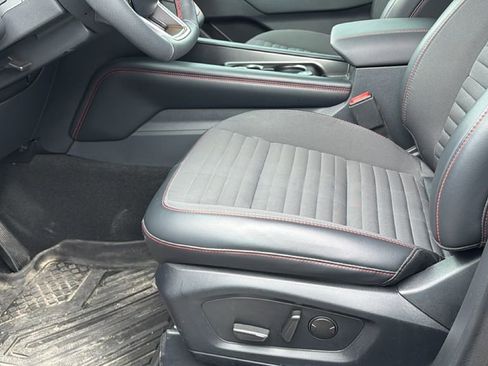 Used 2026 Ford Explorer ST-Line w/ Premium Package RWD image 9