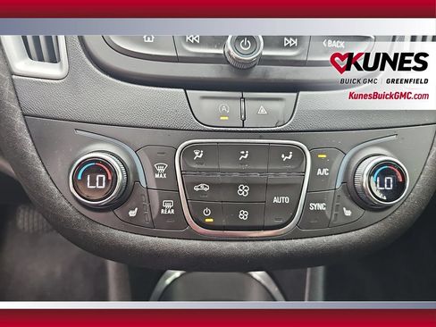 Used 2023 Chevrolet Malibu LT FWD image 22