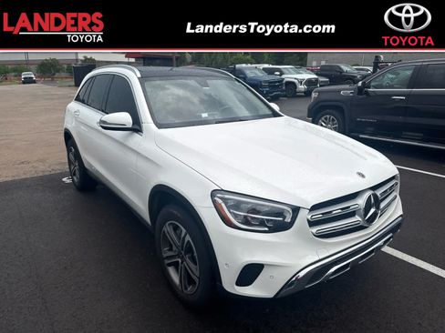 Used 2021 Mercedes-Benz GLC 300 4MATIC image 1