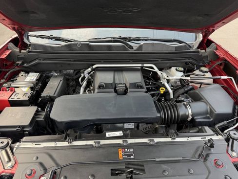 Used 2024 GMC Canyon AT4 w/ AT4 Premium Package AWD/4WD image 30