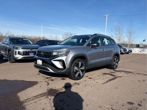 Used 2023 Volkswagen Taos S w/ Driver Assistance Package image 1