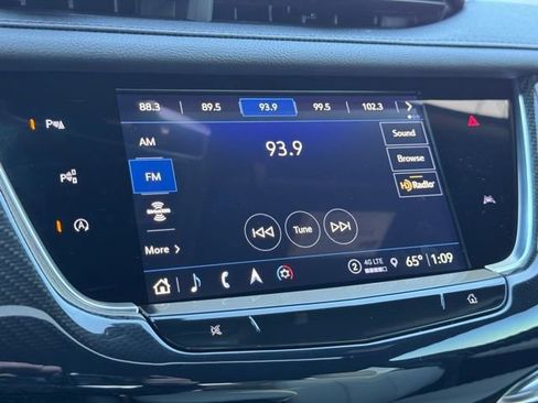 New 2025 Cadillac XT6 Sport w/ Technology Package image 28