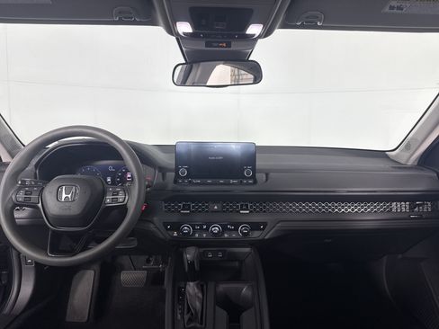 Certified 2023 Honda Accord EX image 22