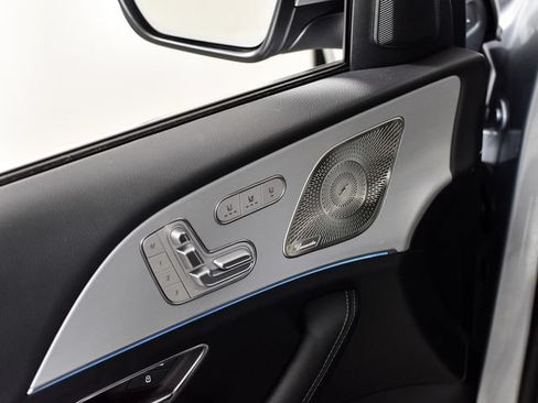 Certified 2025 Mercedes-Benz GLS 450 4MATIC image 20