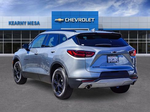 Used 2026 Chevrolet Blazer LT w/ Midnight/Sport Edition FWD image 4