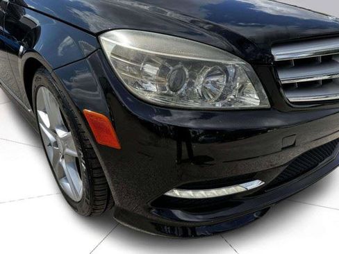 Used 2011 Mercedes-Benz C 300 Sedan image 10