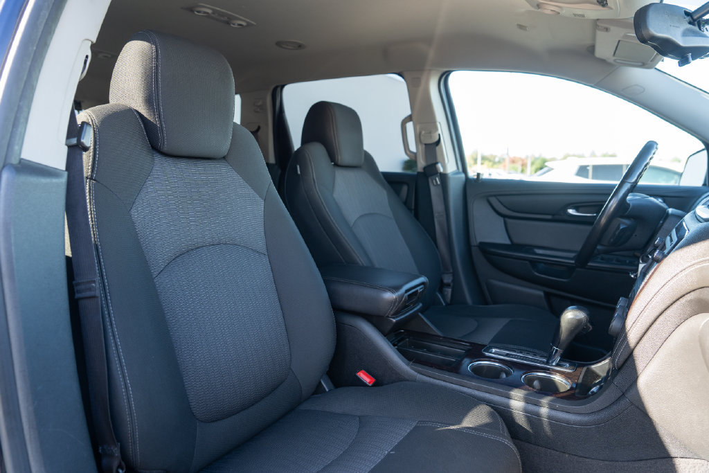 Used 2017 Chevrolet Traverse LT w/ Style and Technology Package AWD/4WD image 25